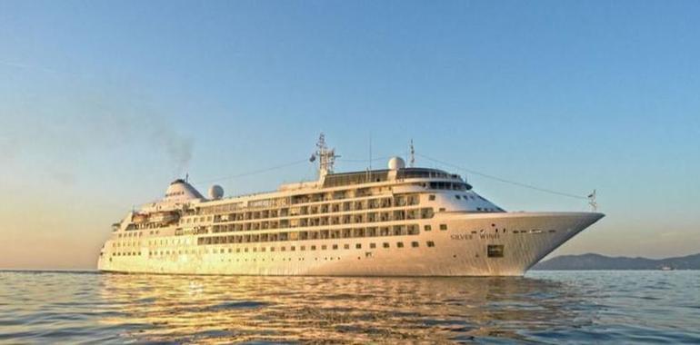 El Queen Elisabeth llega mañana a Gijón