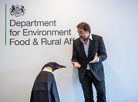 Bardem con Greenpeace en la protección del océano Antártico