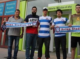 Adrián Sánchez, Juanes y Guille Vigil al Avilés Stadium