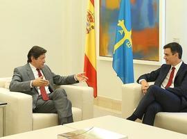 Javier Fernández y Pedro Sánchez mantienen encuentro en Moncloa
