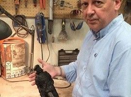 Amado Favila crea la imagen del premio ASTURES de AM