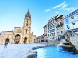 Tercer Mercado Artesano y Ecológico de Oviedo en la Plaza Catedral