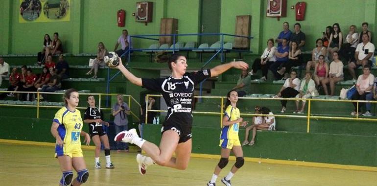 Victoria del Oviedo Balonmano Femenino en Santander