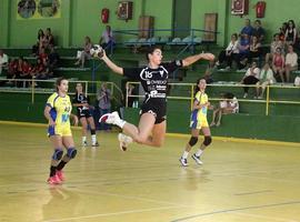 Victoria del Oviedo Balonmano Femenino en Santander