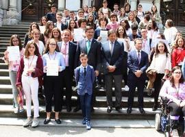 24 centros educativos asturianos en la II edición de la Liga de Debates