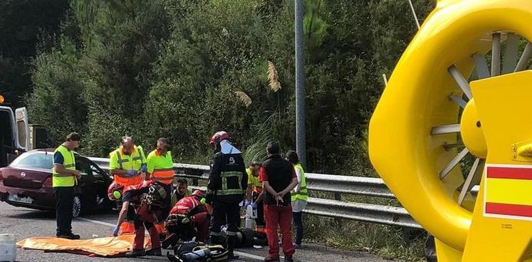 Dos heridos, uno grave, en una colisión antes del túnel de Cadavedo