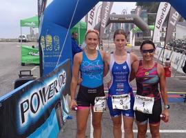 Bea Tenreiro y Dani Bayón ganan en el Triatlón LuarcaSprint