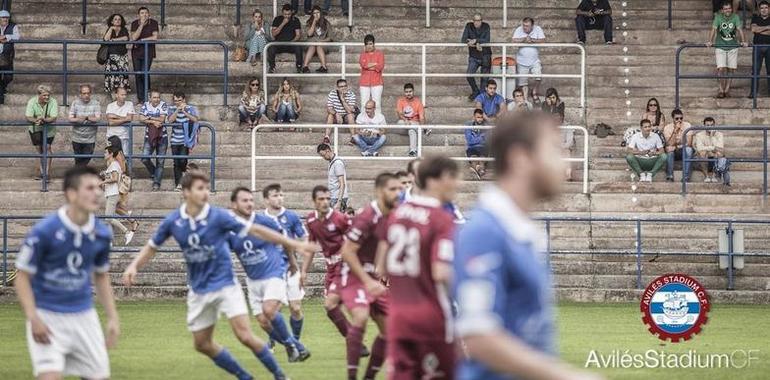 El Avilés Stadium empata y sigue invicto