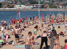 Ciudadanos exige soluciones para la falta de arena en la playa de San Lorenzo