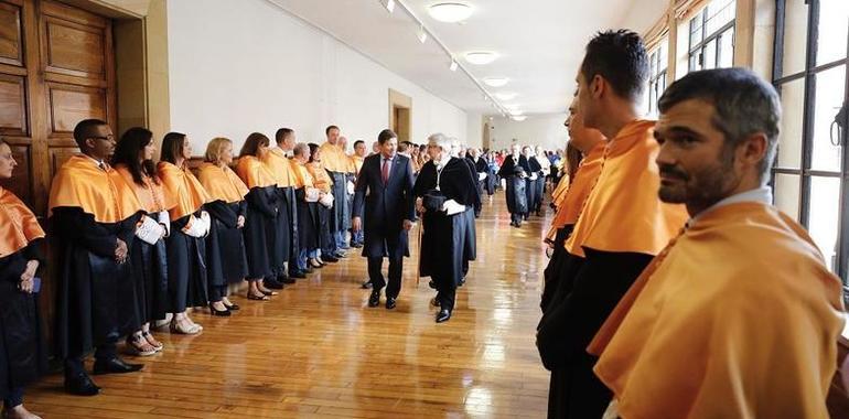 Uniovi abre las aulas al nuevo curso académico 