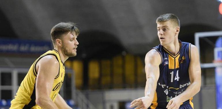 El Liberbank Oviedo Baloncesto pelea duro pero pierde