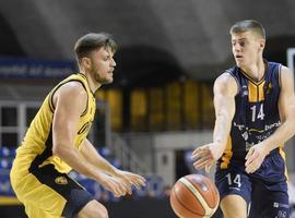 El Liberbank Oviedo Baloncesto pelea duro pero pierde