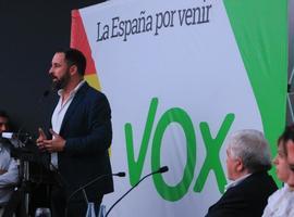 Abascal colapsa su acto en Oviedo