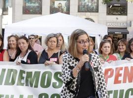 Cien mujeres para blindar las pensiones en la Constitución