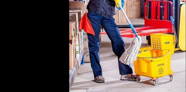 Somos Oviedo pide un acuerdo “justo y equitativo” para mejorar condiciones en el sector de la limpieza