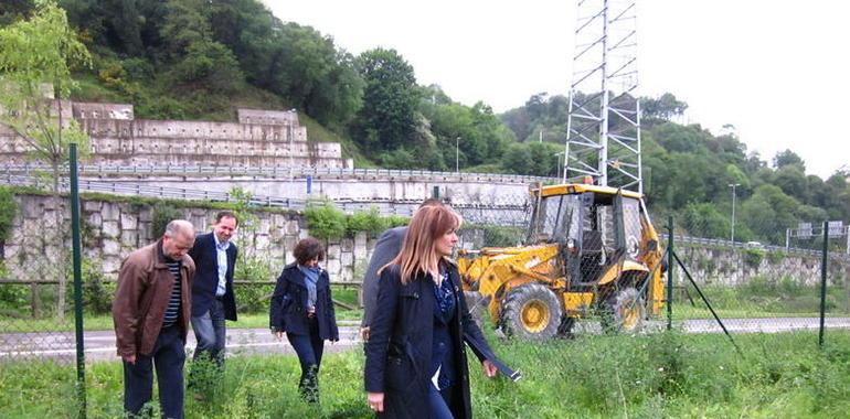 El Ayuntamiento de Langreo, de  ocupa en los terrenos de Talleres del Conde 