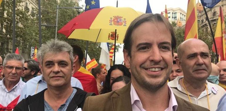 UPyD: "No podemos permitir que la derecha termine de robar la bandera de todos los españoles"