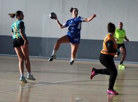 El Oviedo Balonmano Femenino triunfa en Palencia