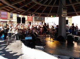 La urbanista Ohiane Ruiz en las jornadas El Derecho a la Ciudad organizadas por Oviedo Redondo