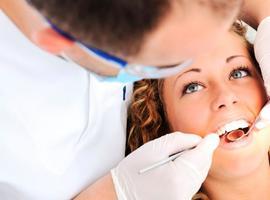 CG Dentistas alerta de cursos de Perito Judicial Odontólogo que pueden ser fraudulentos