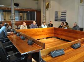  Llamazares exige al Gobierno que requiera un plan industrial a Central Lechera Asturiana