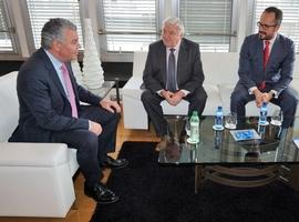 VOX plantea a FADE que la Sanidad y la Educación en Asturias dependan de Madrid