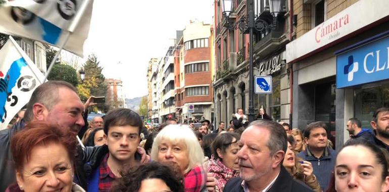 IU pide un acuerdo que satisfaga las exigencias del personal de supermercados