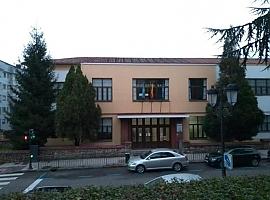 Oviedo saca a concurso la reforma de la cubierta de las Escuelas Blancas de San Lázaro