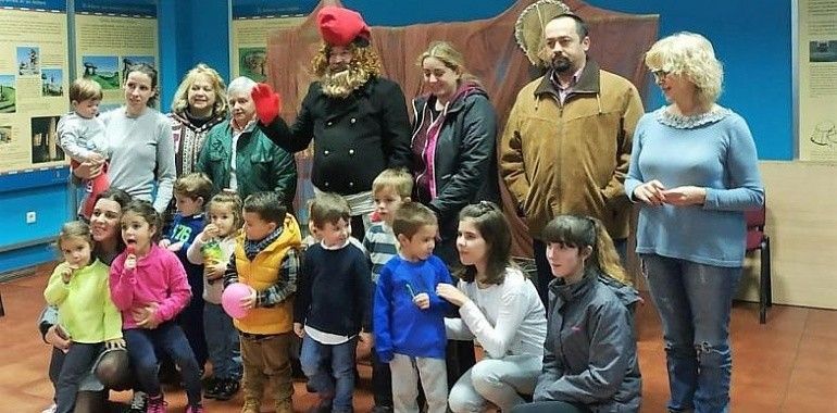 Candás: Ya vién el Farolero