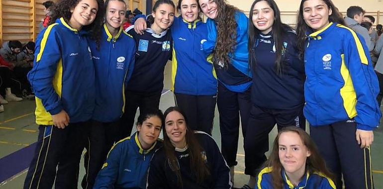 Medallas para las jugadoras del Oviedo BF en el Campeonato de selecciones autonómicas