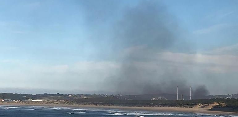 Otra nube contaminante alarma en Salinas 