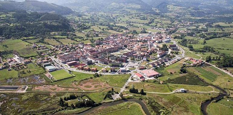 Tres intoxicados por el monóxido de una cocina de carbón en Villaviciosa