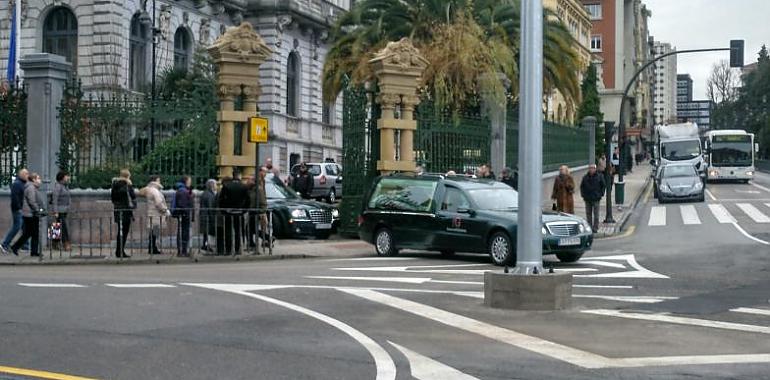 La clase política asturiana despide al expresidente Vicente Álvarez Areces