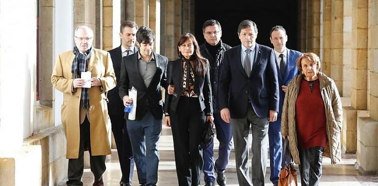 Último adios a Tini Areces en la Laboral