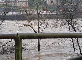 El temporal obliga a suspender las clases en muchos colegios de Asturias