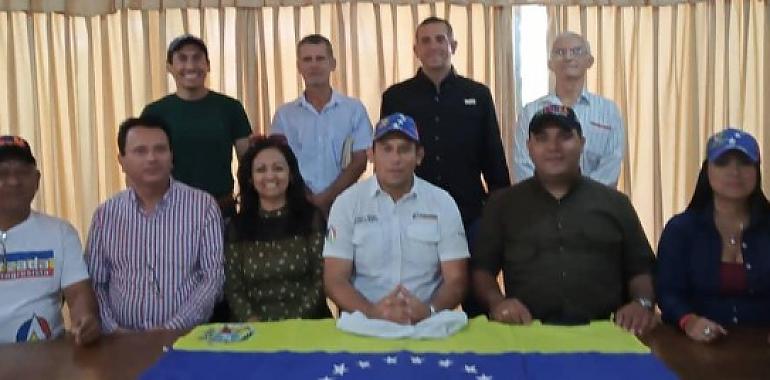 Partidos opositores se suman a Guaidó como presidente encargado de Venezuela