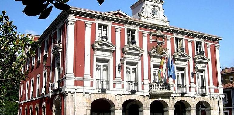 Mieres ayuda a sus vecinos a reclamar por los daños del temporal