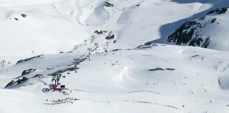 I Slalom contra el Cáncer Infantil en Fuentes de Invierno