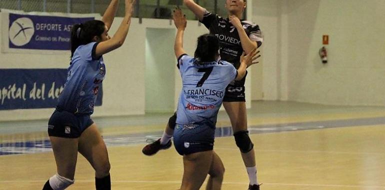 El Oviedo Balonmano Femenino consolida el liderato
