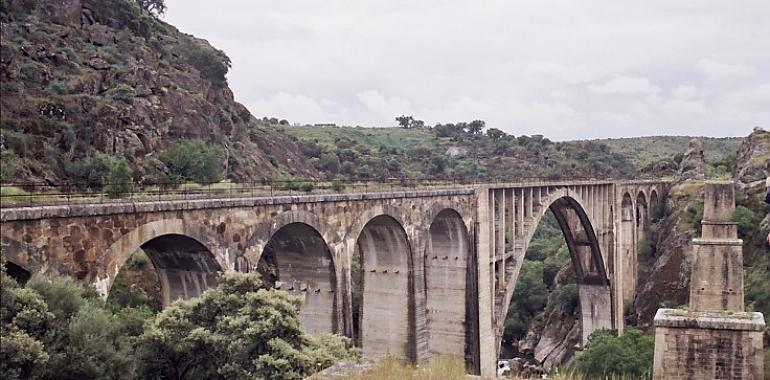 Movimiento por el  Tren Ruta de la Plata: Nos siguen robando