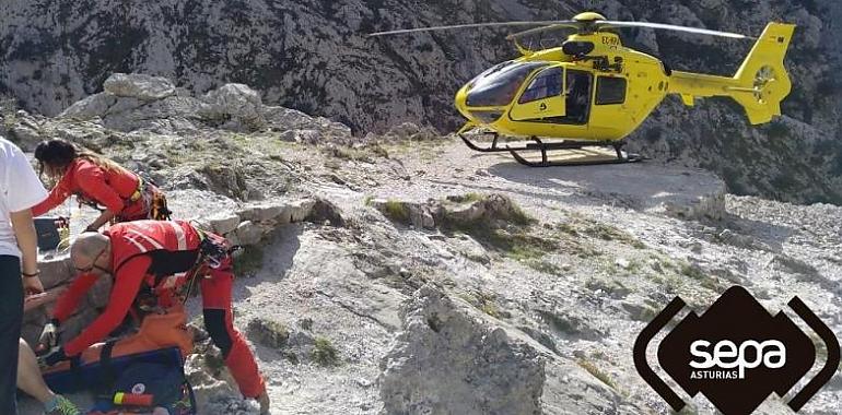 Rescatada una senderista herida en la Ruta del Cares