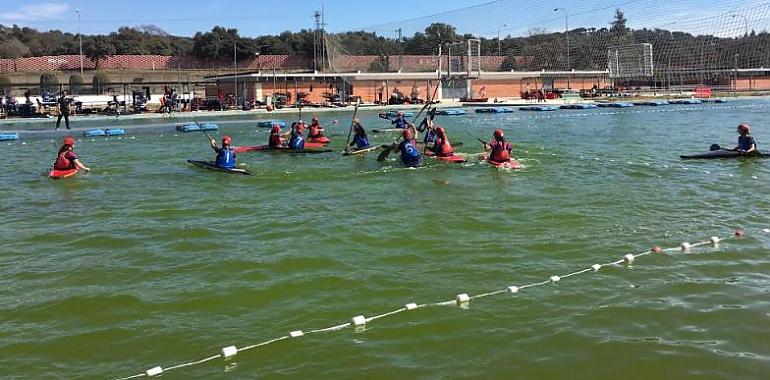 La Liga Kayak polo arranca con triunfo del Castellón en hombres y el Pinatareense en mujeres