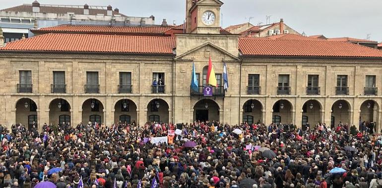 Avilés continúa con las actividades del 8M