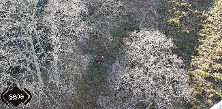 Rescatan a un senderista lesionado en Villamayor