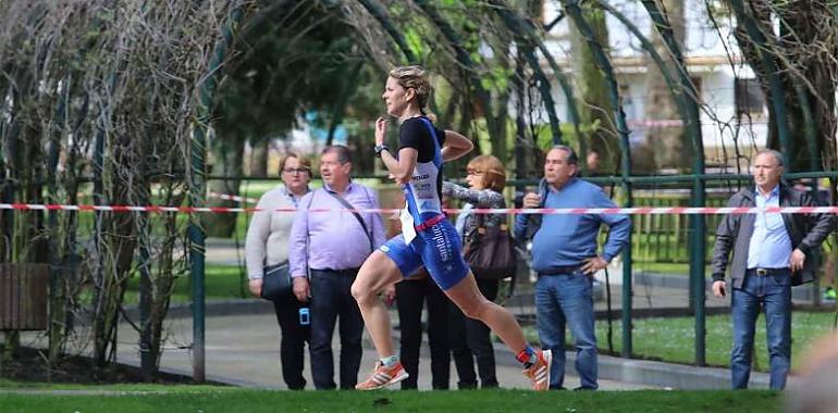 Más de 200 participantes en el Duatlón Ciudad de Oviedo, clasificatorio nacional   