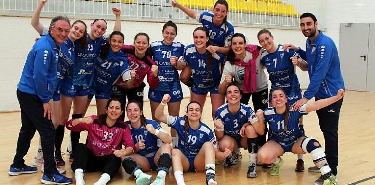 El Oviedo Balonmano Femenino a una victoria de la fase