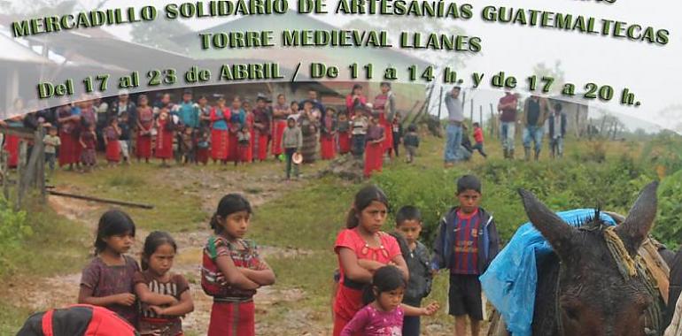 Mercadillo Solidario en la Torre Medieval de Llanes