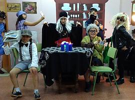 En el Colegio Público de Felechosa tienen mucho teatro