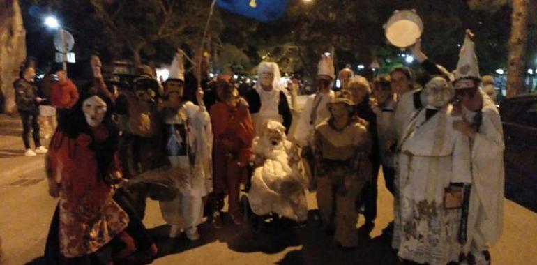 Mazcaritos dUviéu en el Carnaval montenegrino de Budva 