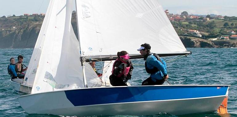 Líderes en la cuarta jornada del Trofeo de Primavera RCAR Vela Ligera